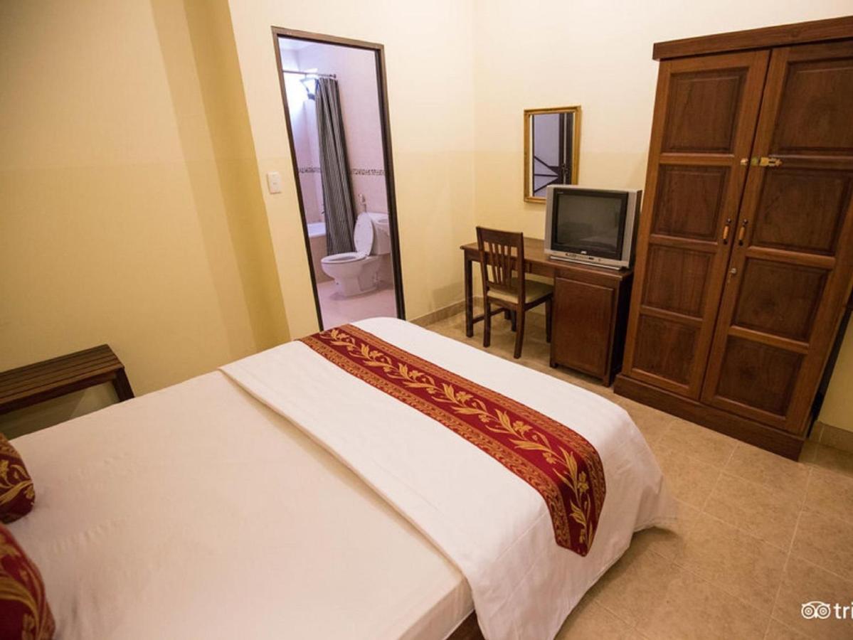 Caroline Hotel Thành Pho Ho Chí Minh Esterno foto