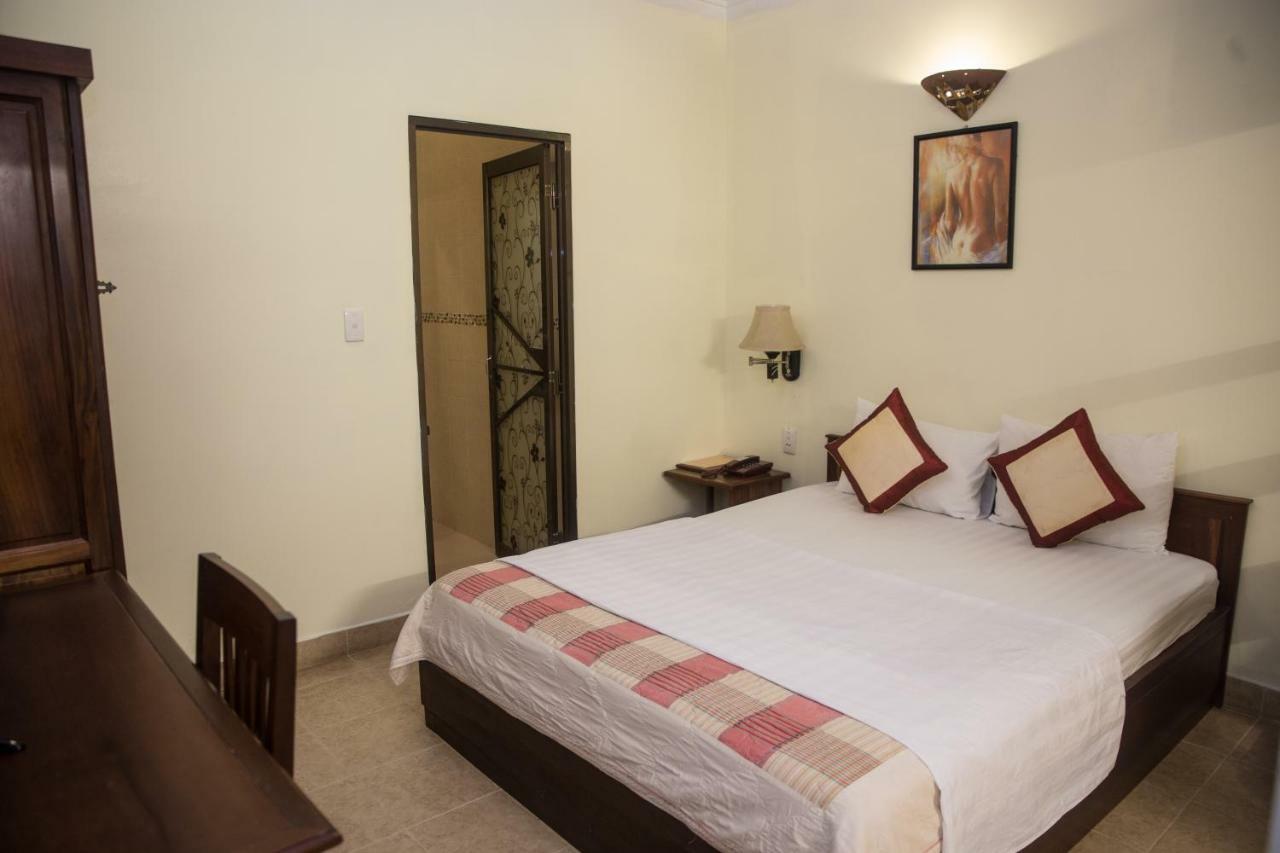Caroline Hotel Thành Pho Ho Chí Minh Esterno foto