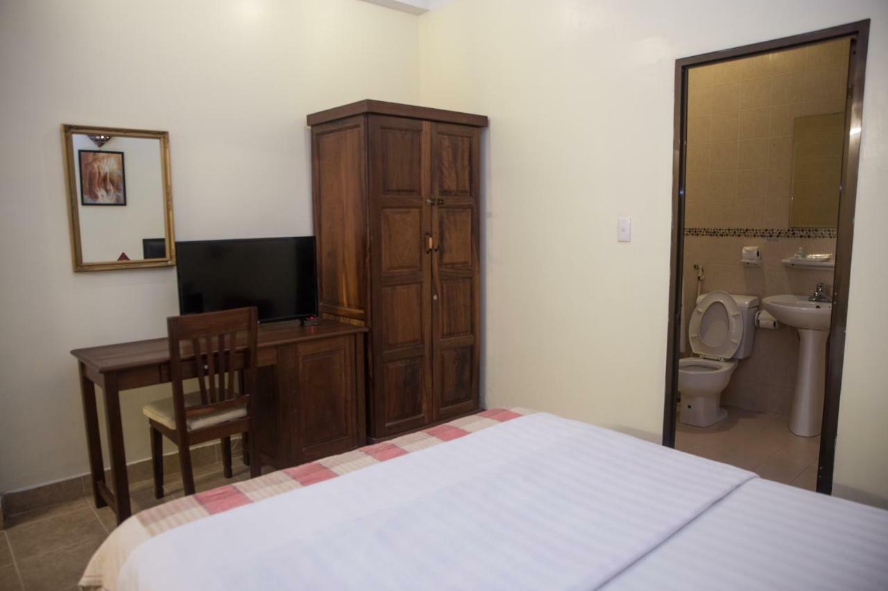 Caroline Hotel Thành Pho Ho Chí Minh Esterno foto