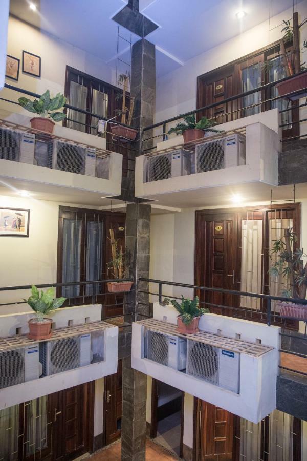 Caroline Hotel Thành Pho Ho Chí Minh Esterno foto